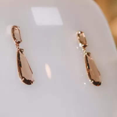 Brinco Folheado Ouro 18k e Cristal 