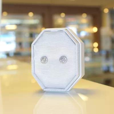 Brinco Swarovski 